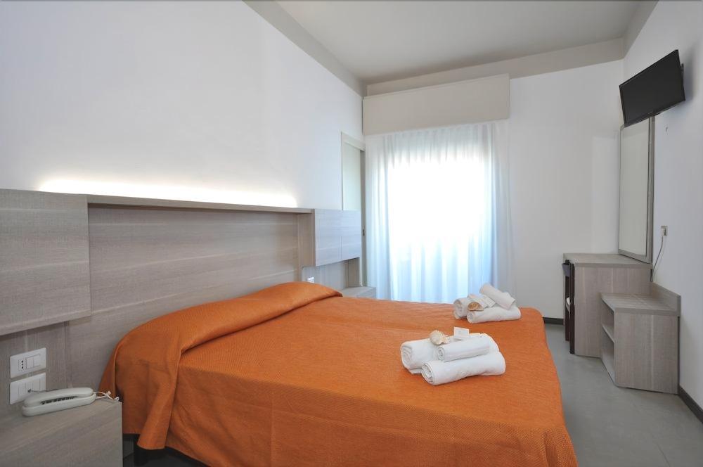 Hotel Alhambra ريميني المظهر الخارجي الصورة